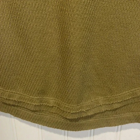 We the Free Snowy Thermal top in Sunstone size XS - Picture 6 of 15